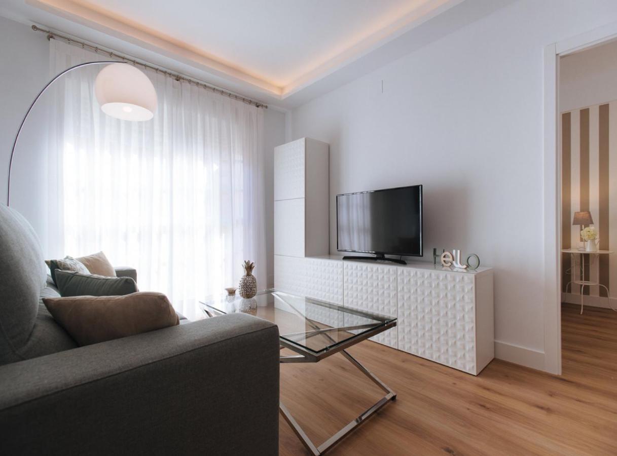 Azahares Suite Apartment Sevilla Dış mekan fotoğraf